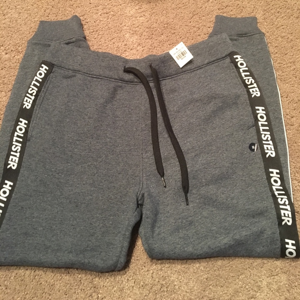 Hollister joggers- New with tags
